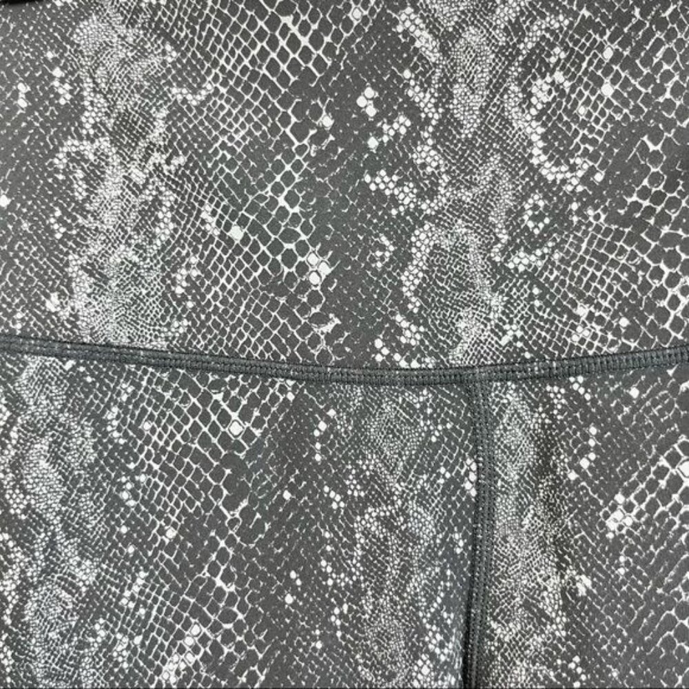 Varley Century Leggings Snake Python Print - image 8